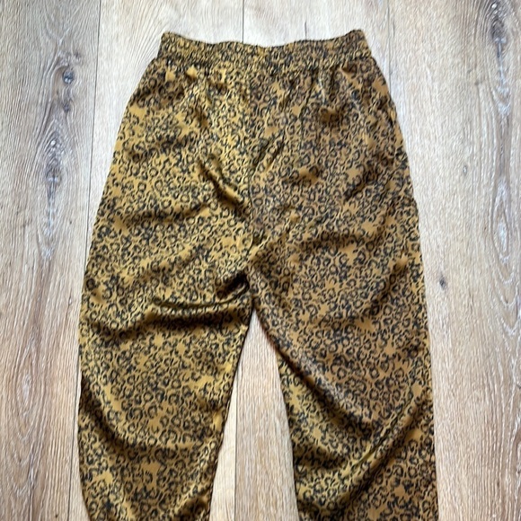 Cupcakes & Cashmere Rey Jogger Pants Size XS - Picture 6 of 10